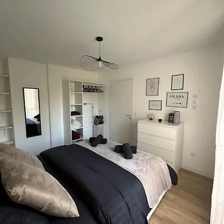 Apartment Val D'europe *